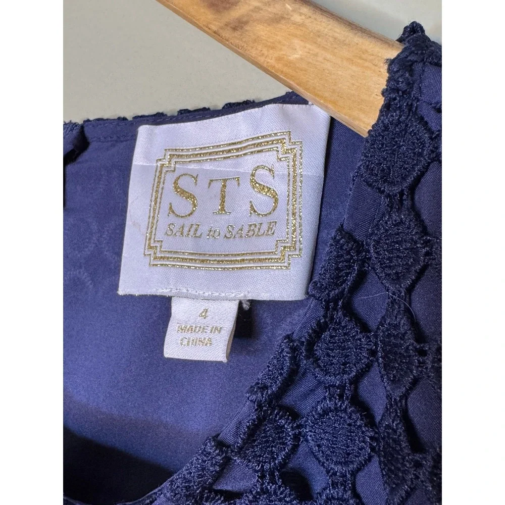Sail to Sable Navy Blue Circle Lace Long Sleeve Shift Dress Mini Size 4 - Picture 5 of 13